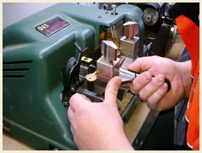 Hanover Park IL Locksmith Store Hanover Park, IL 630-473-8002 - 18-key-making